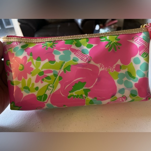 Lilly Pulitzer for Estée Lauder PVC pink and blue floral makeup - travel bag - Picture 3 of 6